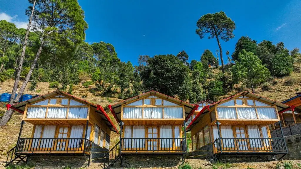 Наинитал: Buransh Valley Resort