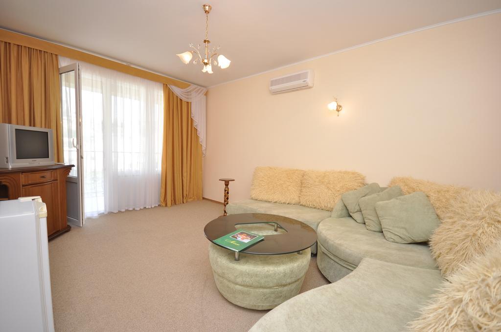 Судак: Alyana Guest House