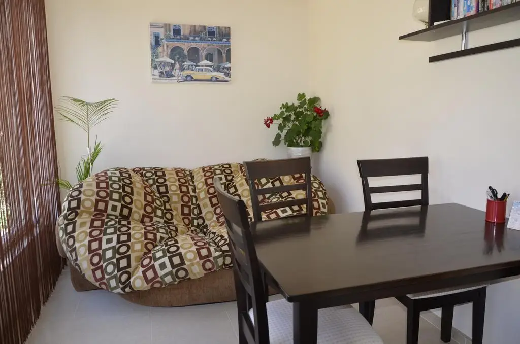 Судак: Alyana Guest House
