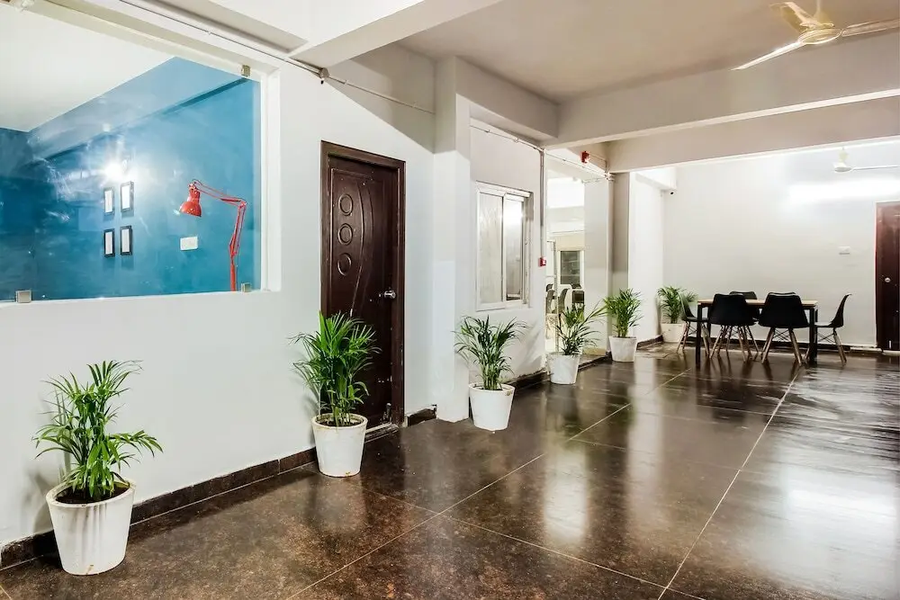 Хидерабад: SilverKey Executive Stays 28060 JV Colony