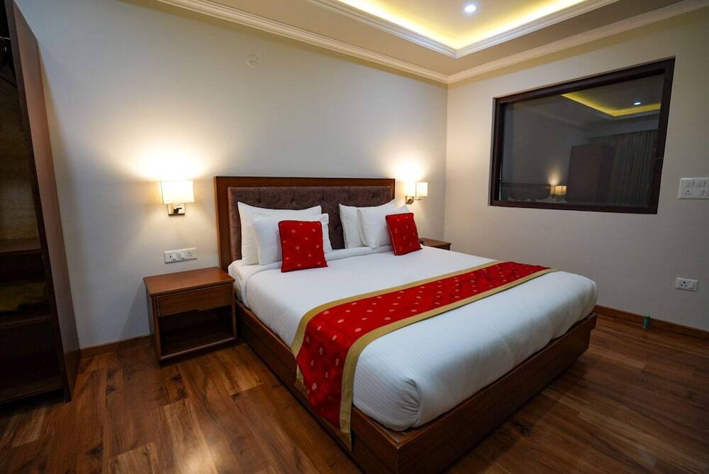 Лех: Hotel Karma Residency