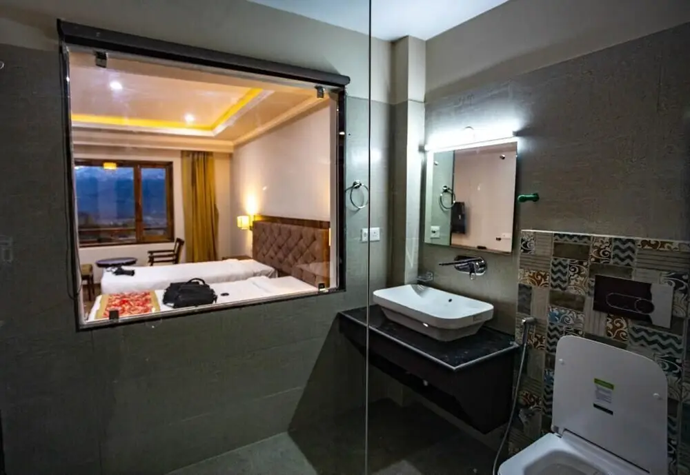 Лех: Hotel Karma Residency