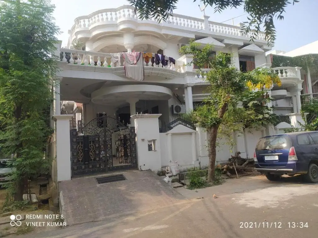OYO HOME 84112 Laxmi Inn — фото 1