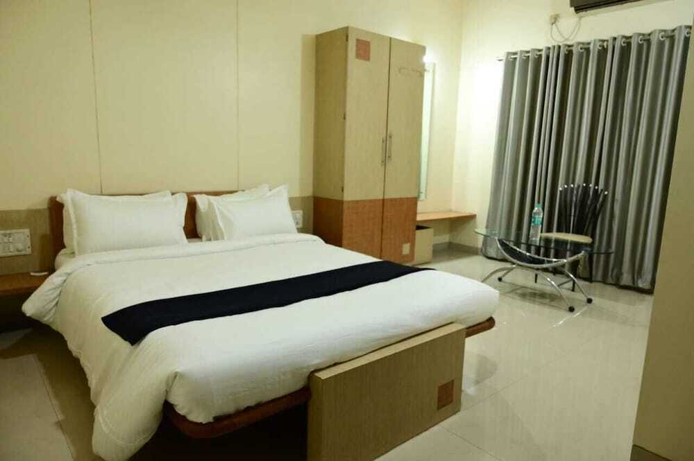 Пуна: Hotel Matrix Inn