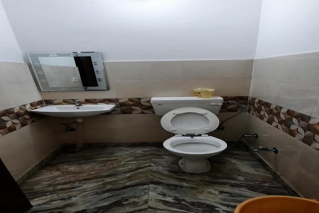 Нью-Дели: OYO 82033 Hotel Grand Plaza