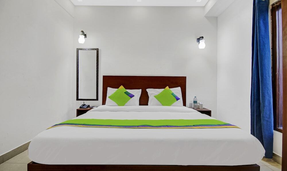 Нойда: OYO Townhouse 80033 Noida Grand