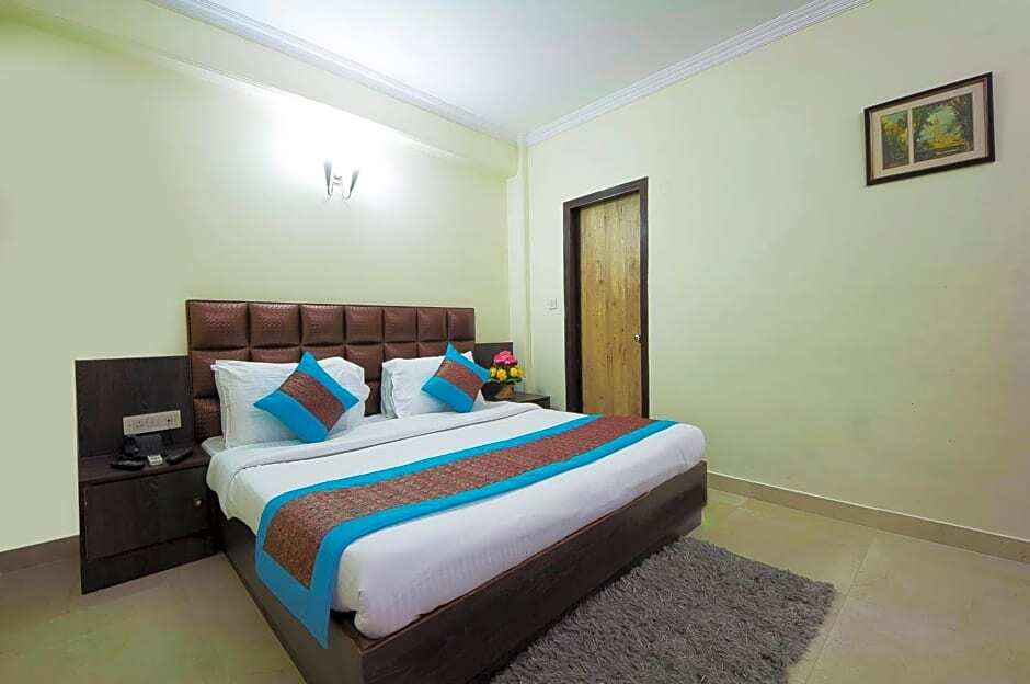 Нью-Дели: Capital O 2382 Hotel White House Continental