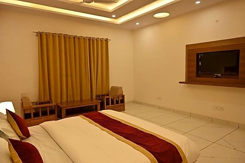 Наинитал: Shiva Palace by Golden Leaf Hotels