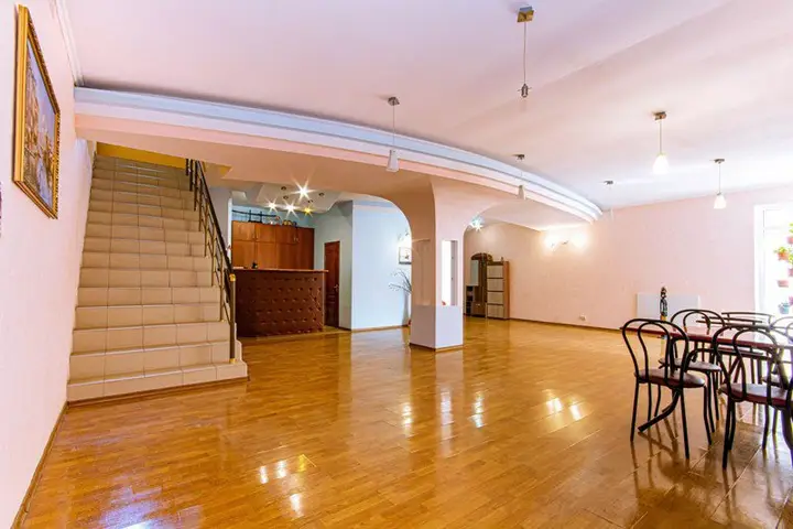 Судак: Guest House Prybrezhnyy