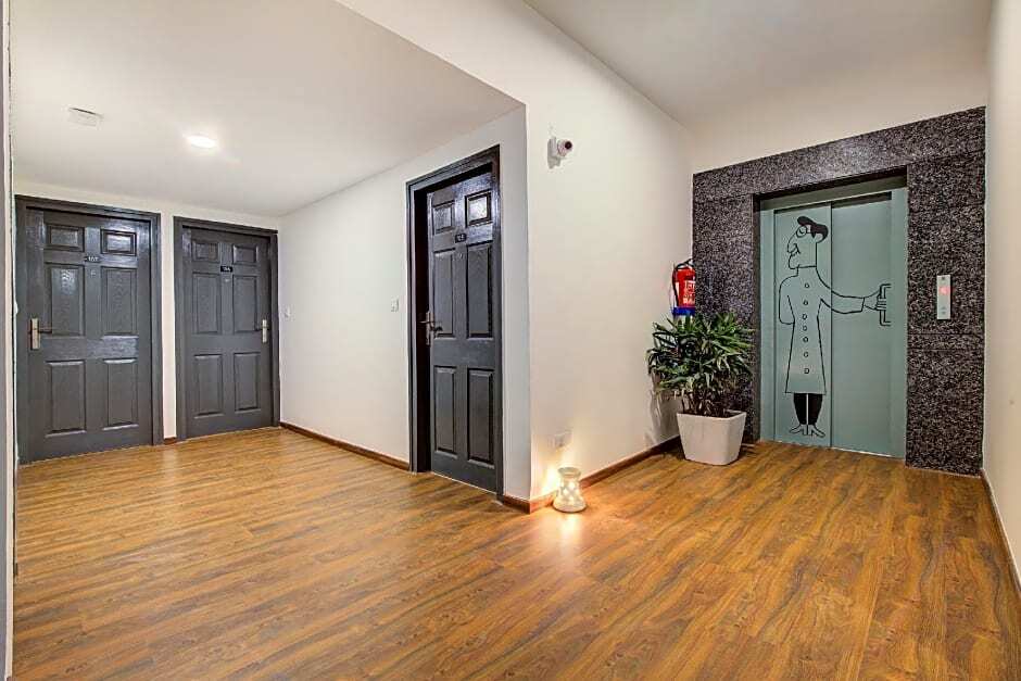 Большая Нойда: OYO Townhouse 74778 Greater Noida