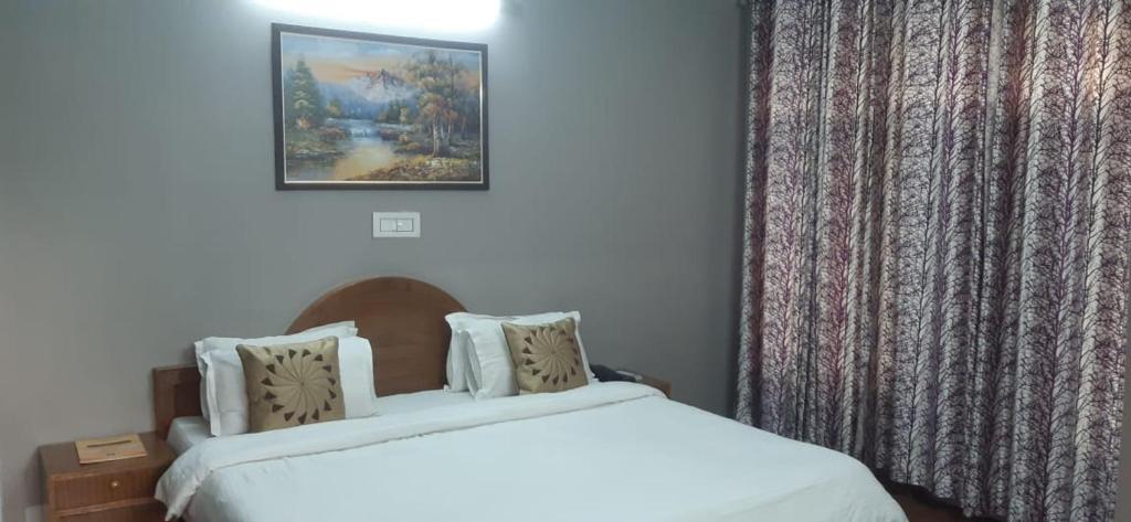 Надди: Hotel Snow Crest Inn | A Pure Veg Hotel