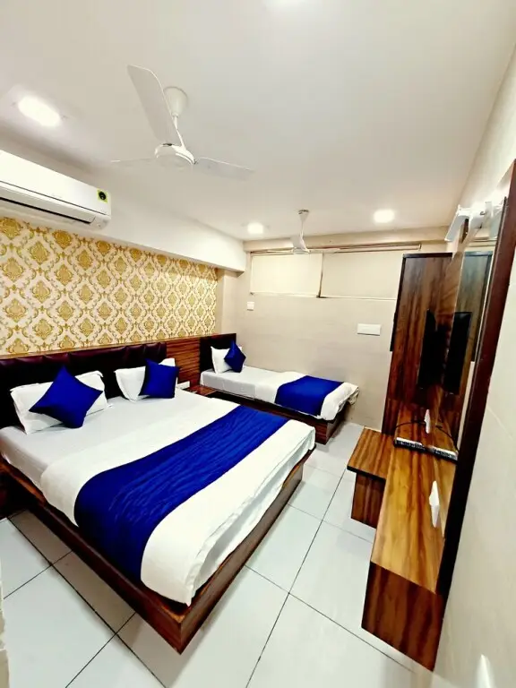 Ахмедабад: Hotel New Lake View