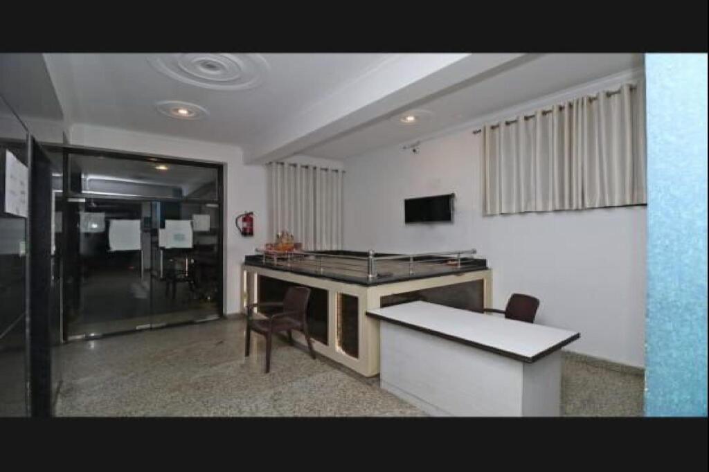 Агра: OYO 82544 Hotel Rajni Guest House