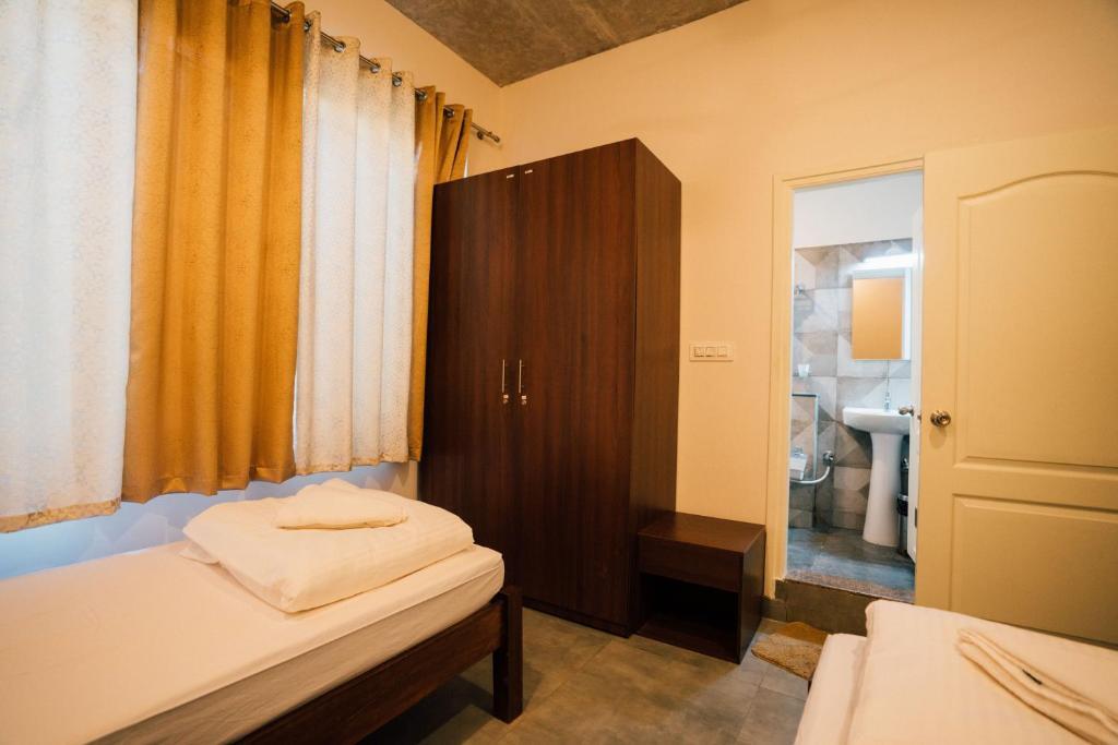 Бангалор: Draper Startup House ,Koramangala