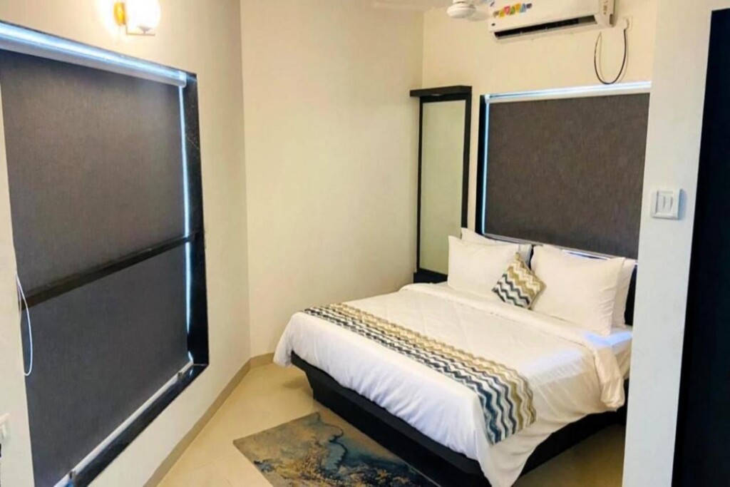 Силвасса: Nest Beacon Resort Daman