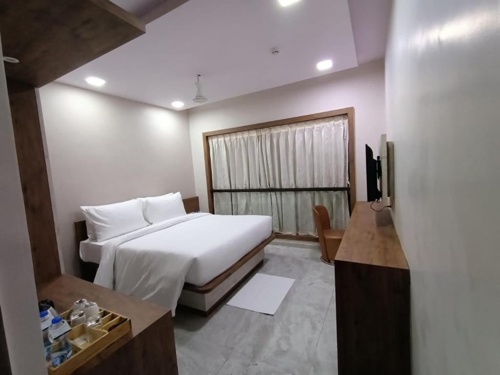 Силвасса: Nest Beacon Resort Daman