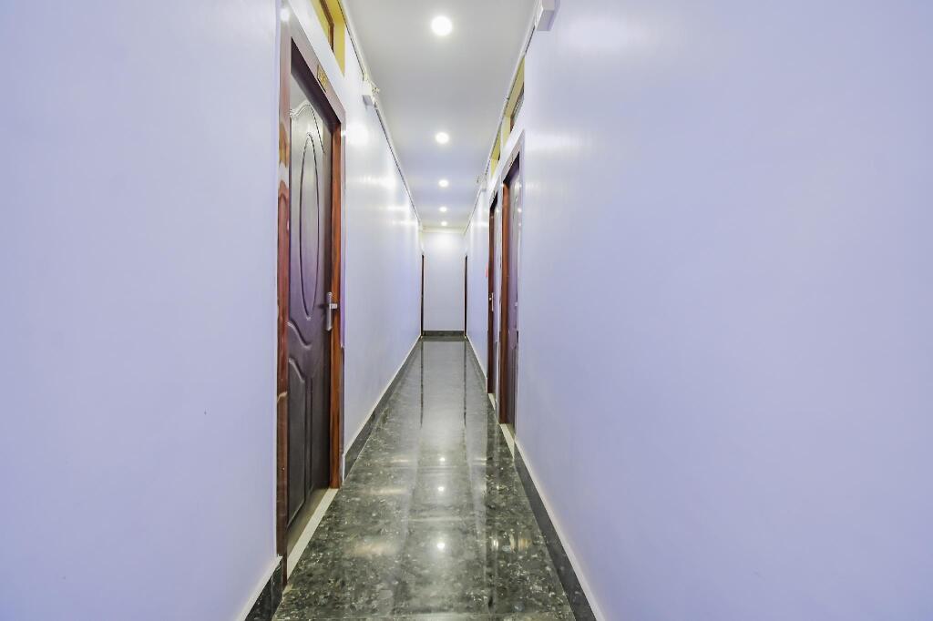Рагхунатгандж: OYO BMP035 Hotel Suncity