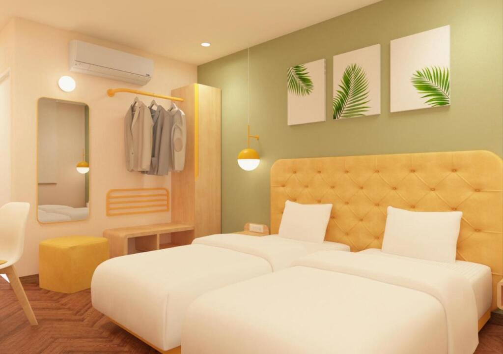 carousel image 4