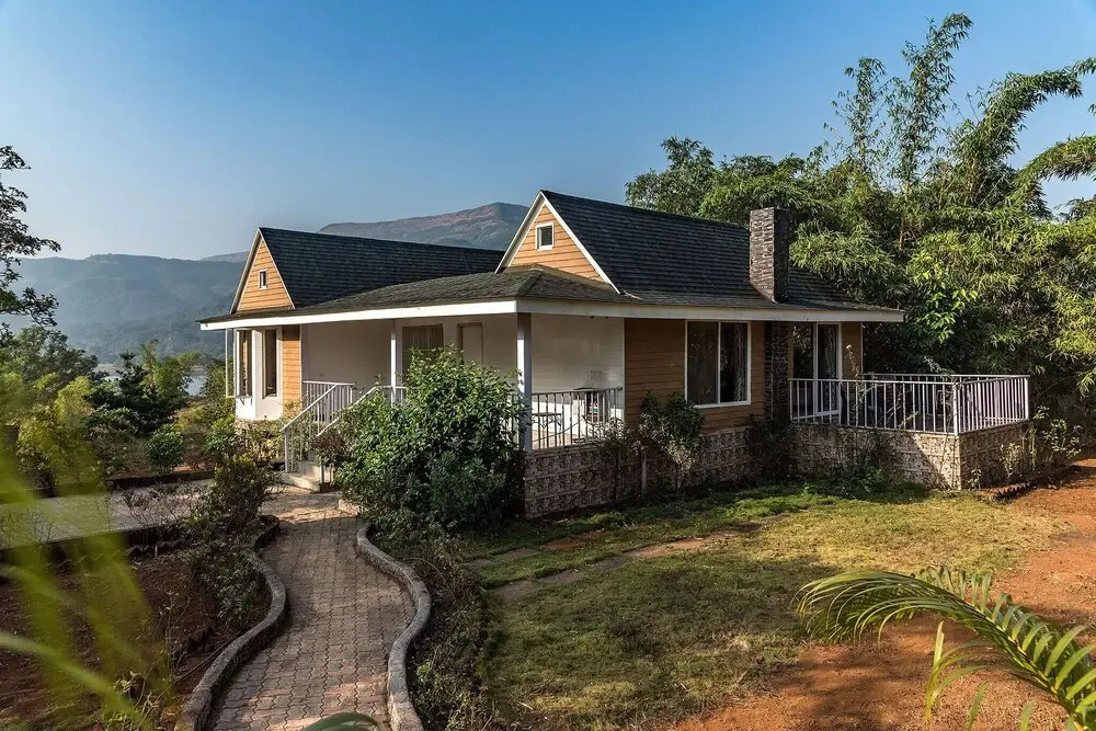 Амби Вэлли Сити: Serenity Chalet - A Lakeview Home