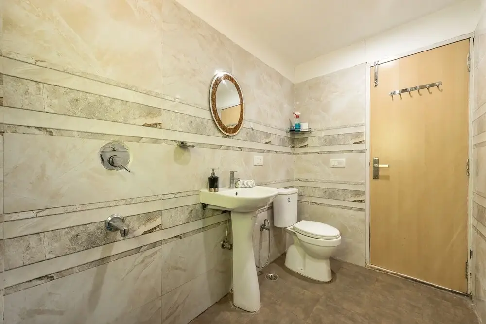 Амби Вэлли Сити: Serenity Chalet - A Lakeview Home