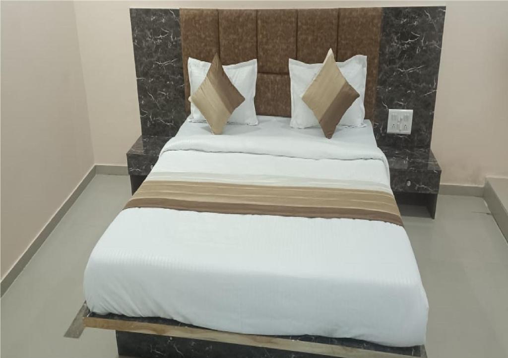 Ахмедабад: Hotel Dreamland Chandkheda