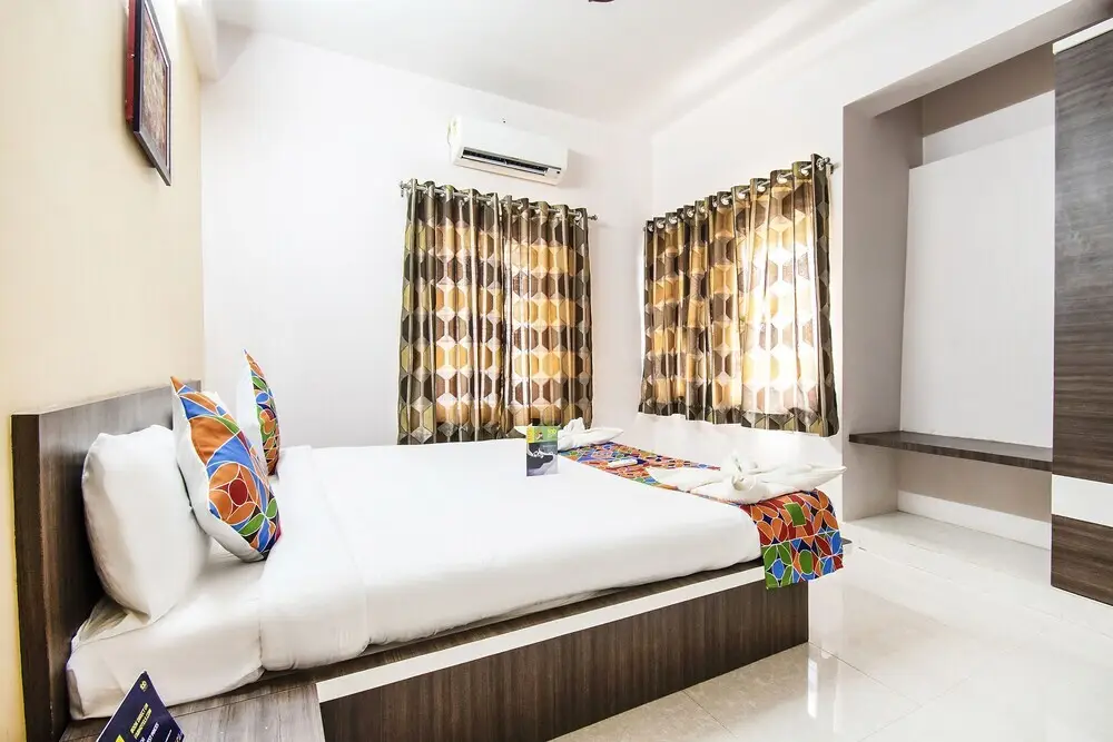Колхапур: FabHotel House Khas Pranaam