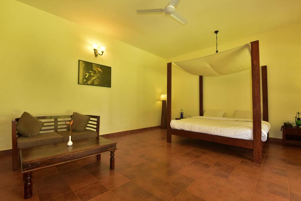 Валпарай: Monica Garden Bungalow