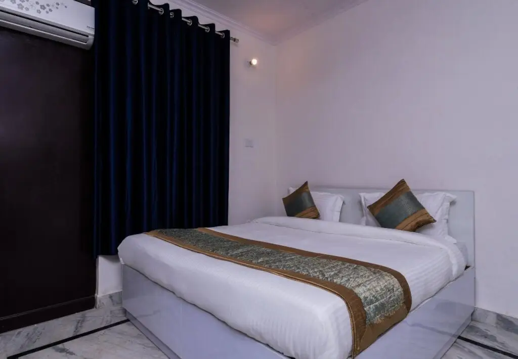 Golden Plaza By OYO Rooms — фото 1