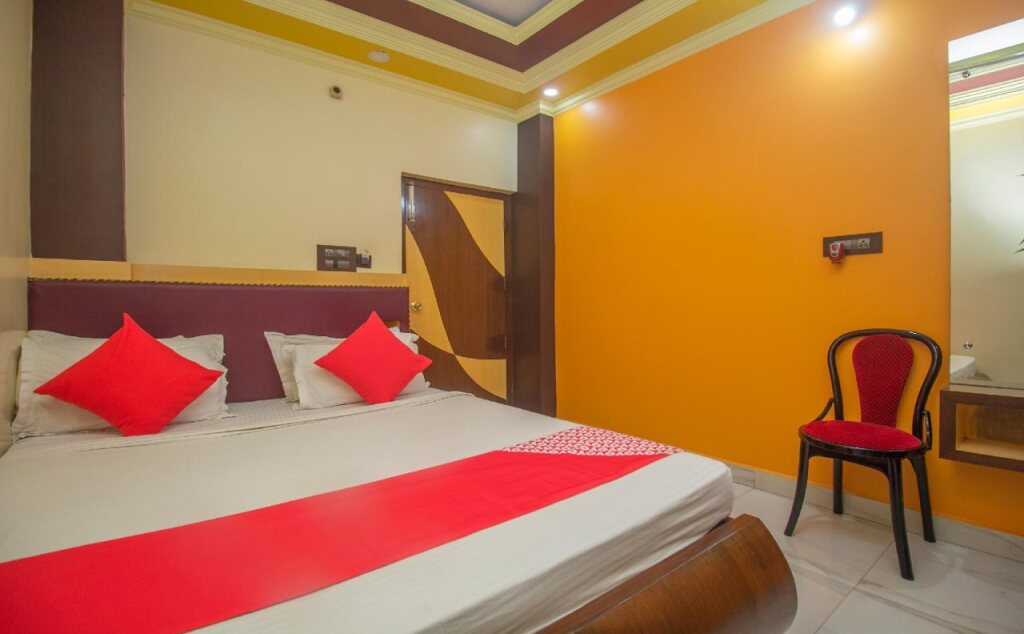 Малда: Hotel Mmg Lodge by OYO Rooms