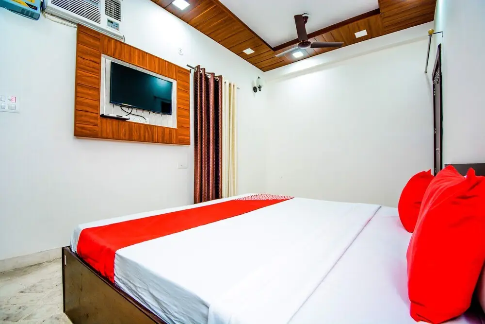 Hotel Mubarak by OYO Rooms — фото 1