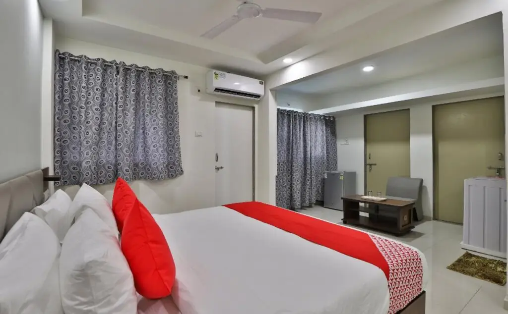 Crystal Service Apartments By OYO Rooms — фото 1