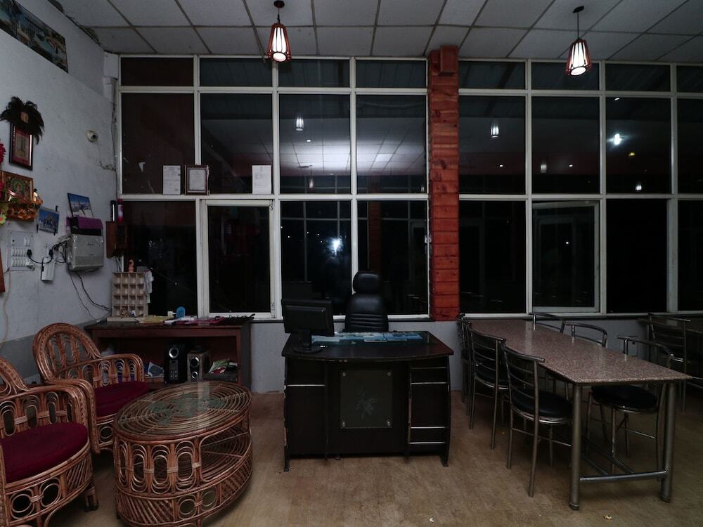 Техри: Hotel Mount View Dhanaulti Dreamz by OYO Rooms