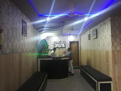 Shri Rajadhiraj Guest House — фото 1