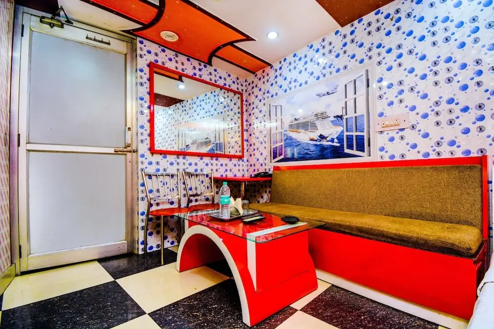 Бивани: Gaur Guest House by OYO Rooms