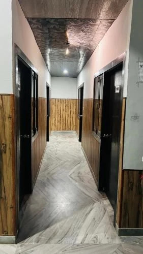 Матхура: Saroj Guest House by OYO Rooms