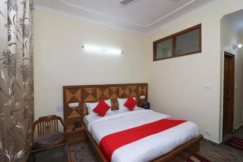 Казаули: OYO 27648 Kasauli Greens
