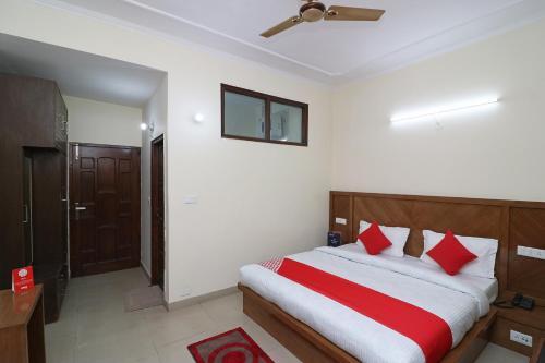 Казаули: OYO 27648 Kasauli Greens