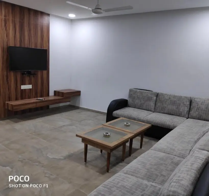 Дварка: Virgo Inn Rajdhani