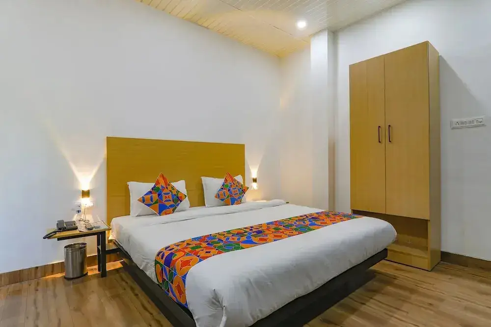Канпур: Fabhotel Super 3 Premium Ii