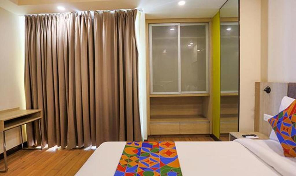 Гуруграм: Fabhotel Sapphire 83