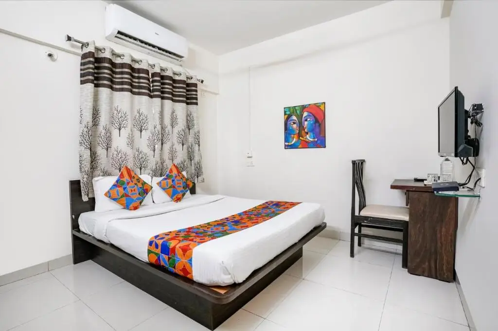 Пуна: Fabhotel Vardhan House Ii