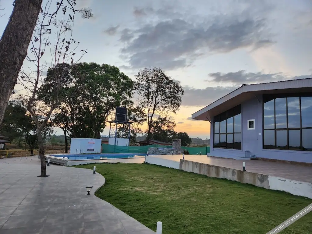HillRock Resort & Villas, Karjat — фото 1