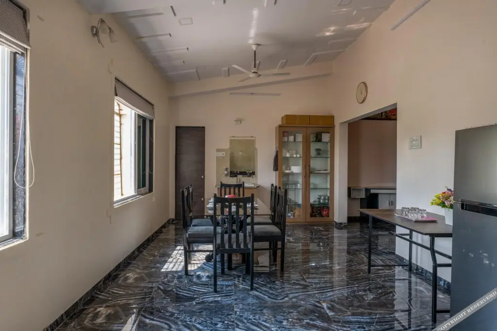 Нерал: HillRock Resort & Villas, Karjat