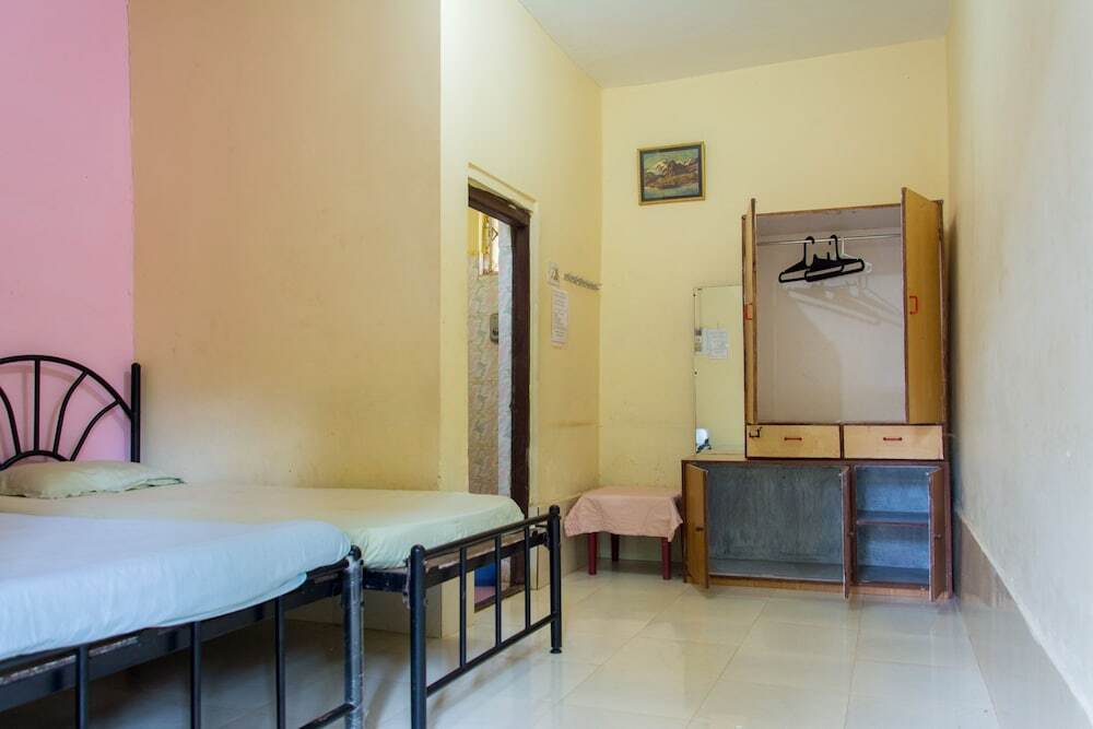 Анджуна: Silver Spring Guest House