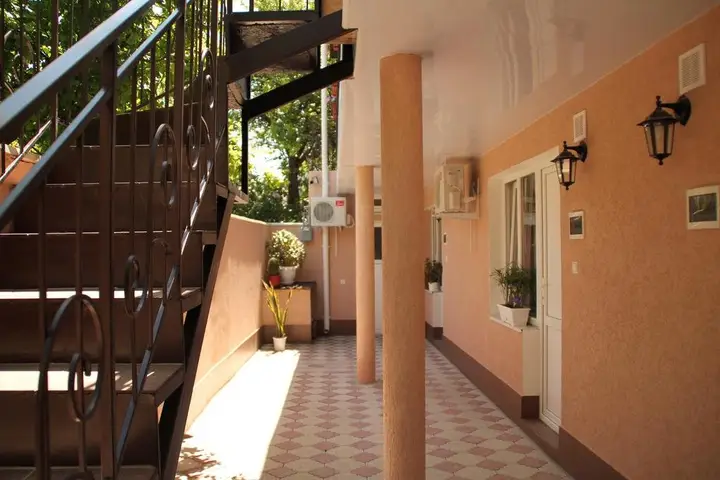 Евпатория: Yevpatoriya Guest House