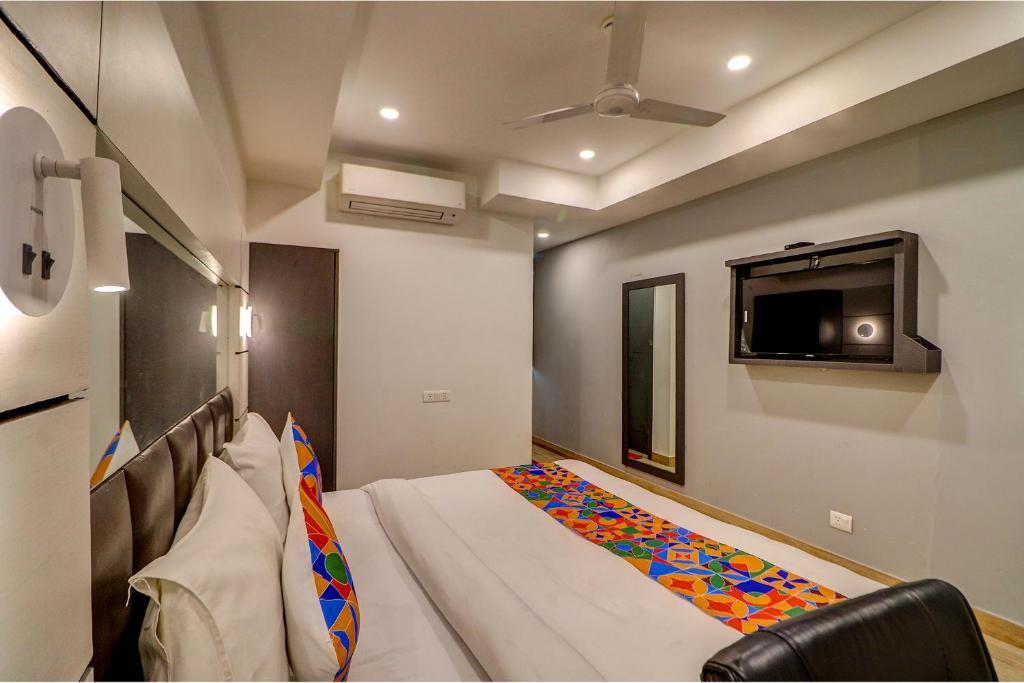 Нью-Дели: Fabhotel F9 Kirti Nagar