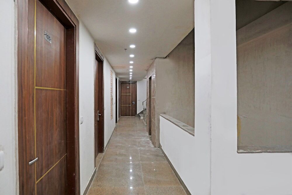 Алипур: Hotel Fortune Stay