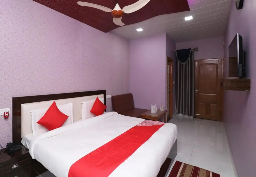 Лакхимпур: Mv Hotel By OYO Rooms