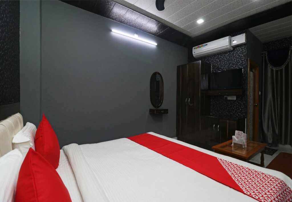 Лакхимпур: Mv Hotel By OYO Rooms