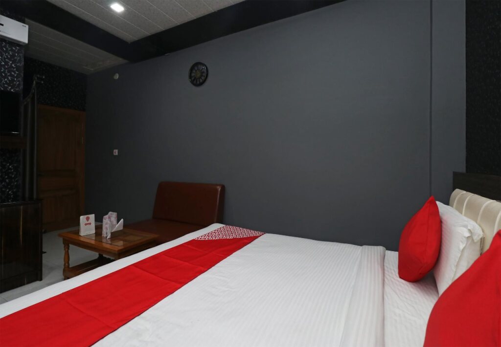 Лакхимпур: Mv Hotel By OYO Rooms